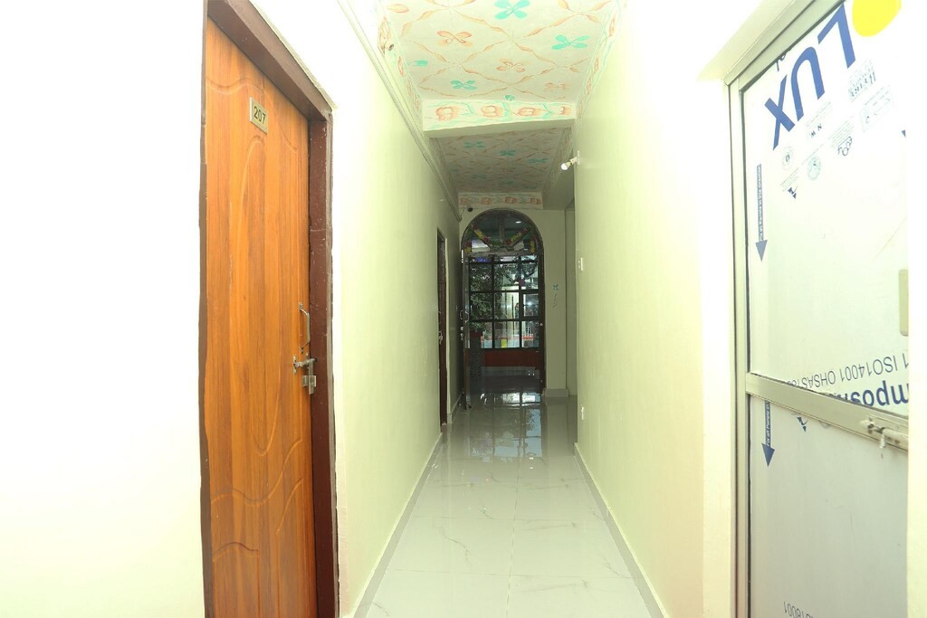 Hotel Shubharatri