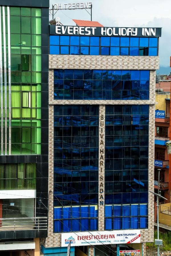 Everest Holiday Inn Pvt Ltd