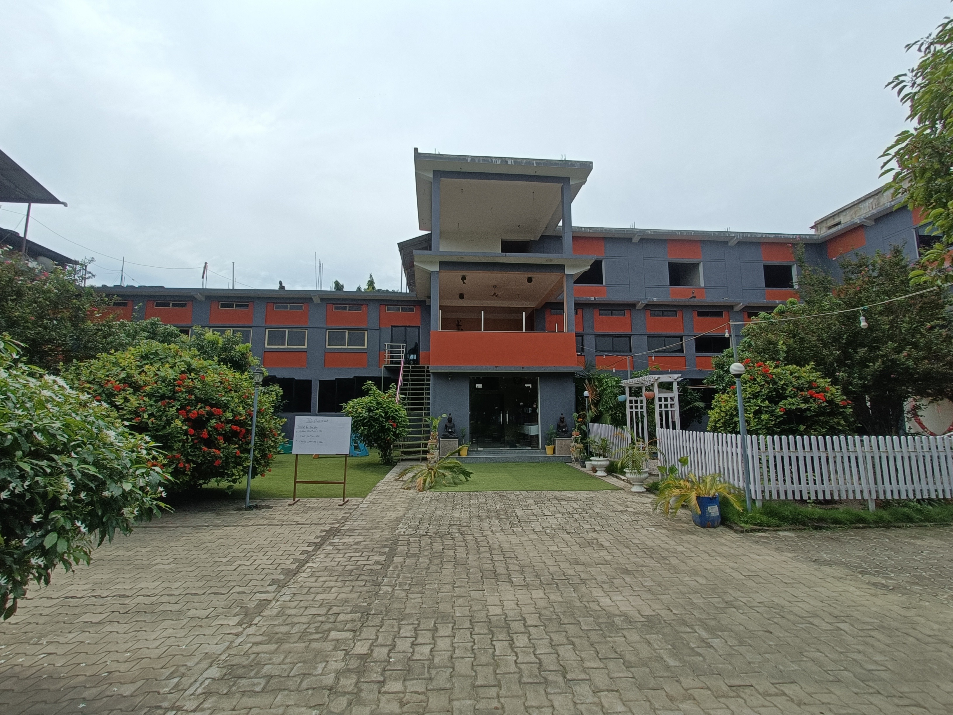 BIG CHAIR RESORT PVT.LTD