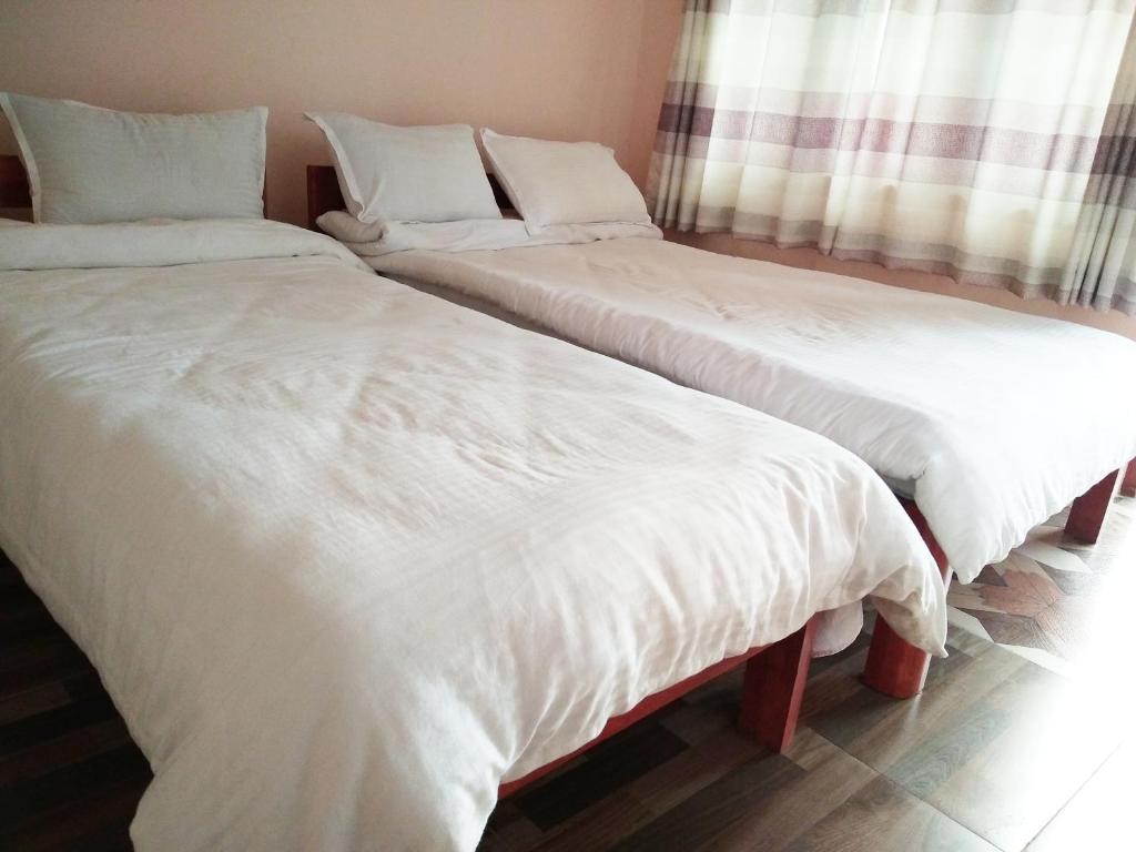 Paramount Guest House