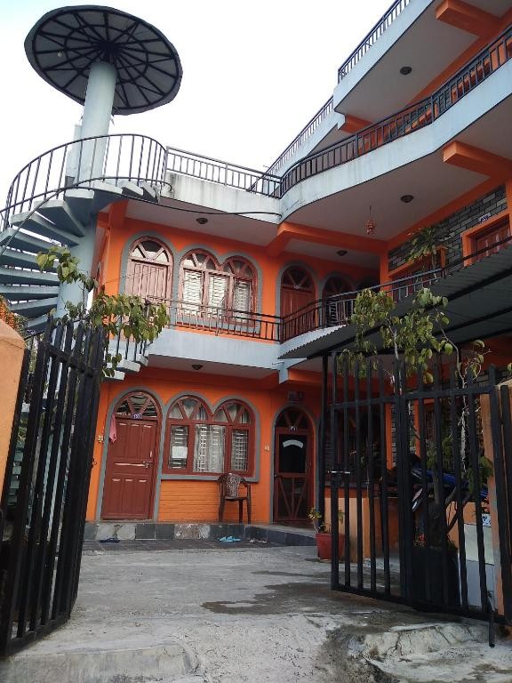 Paramount Guest House