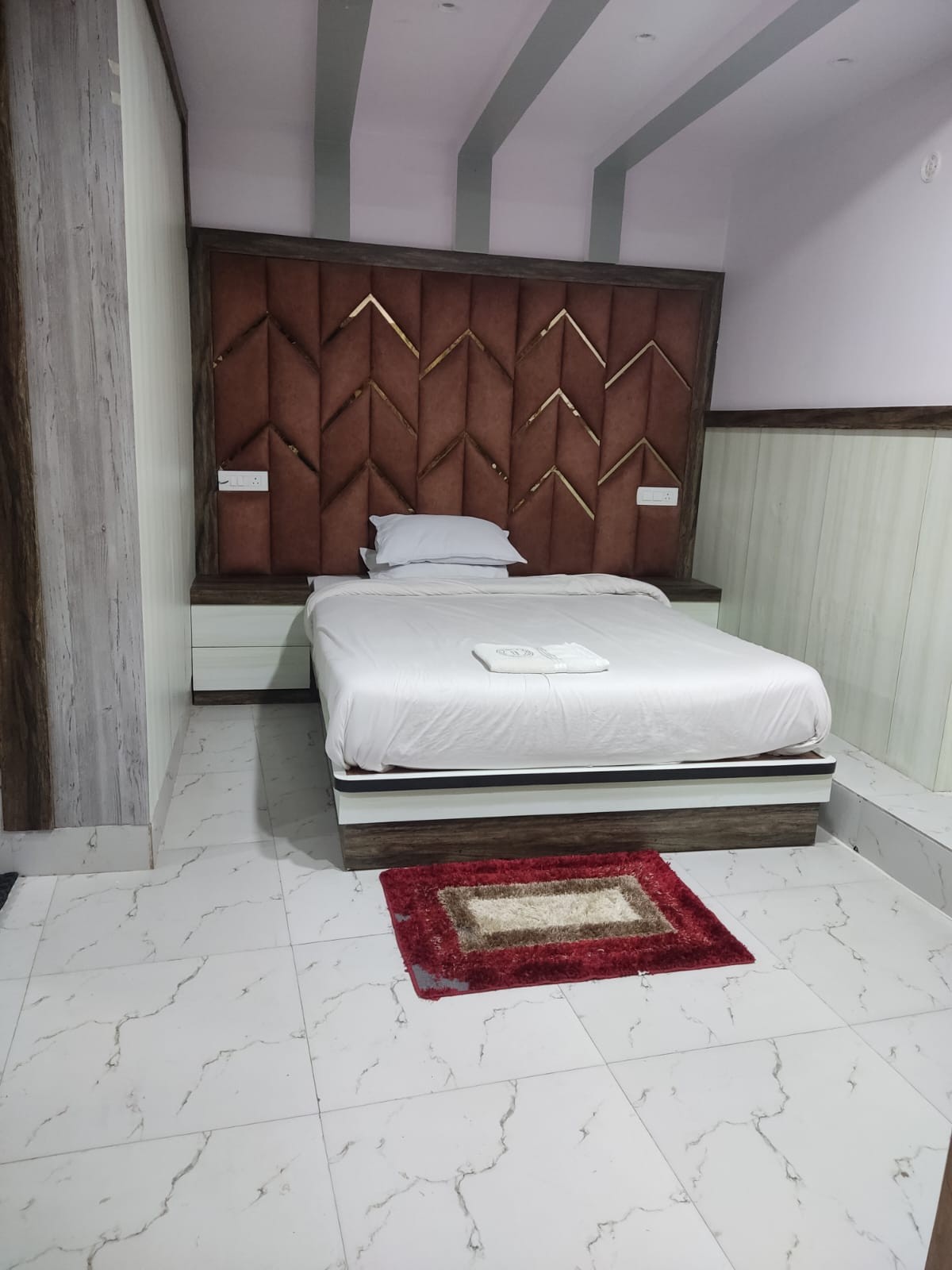 Hotel Maruti Nandan