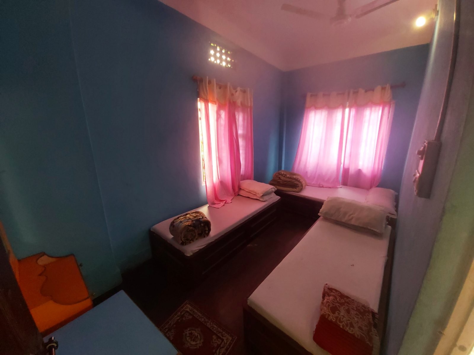 Sonam Hotel