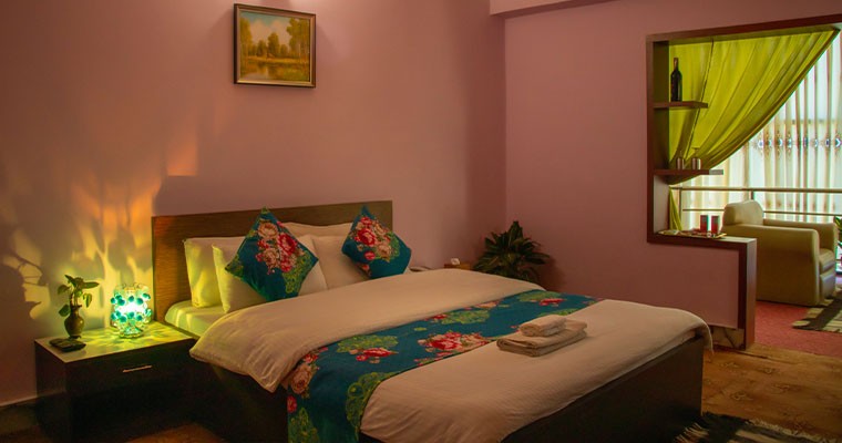 Summit Hotel
