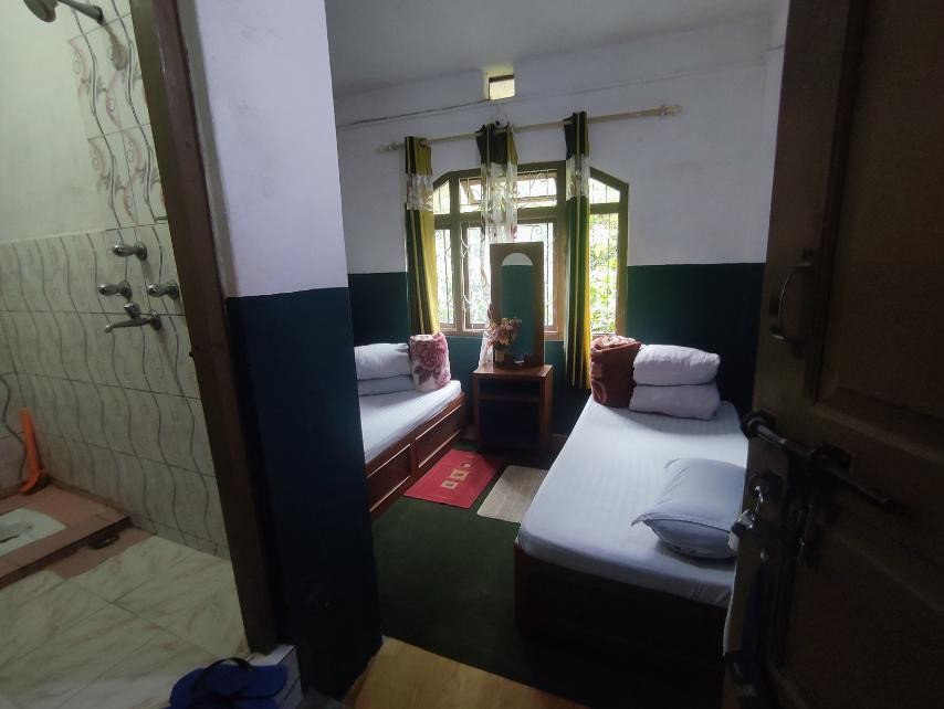 Tamu Hotel and Guest House