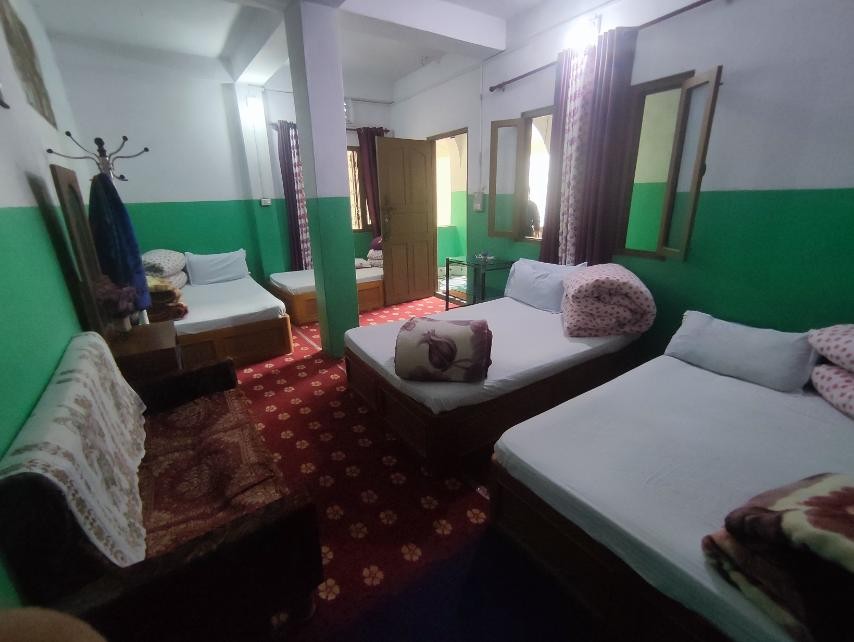 Tamu Hotel and Guest House