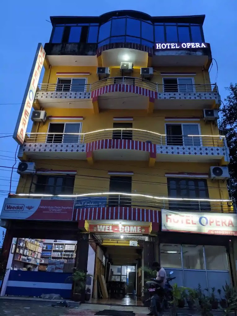 Hotel Opera