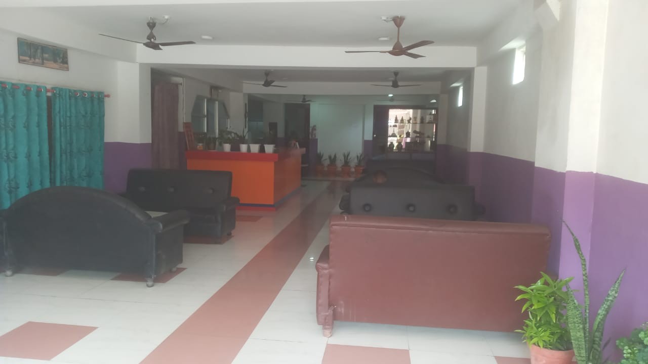 Can hotel &lodge
