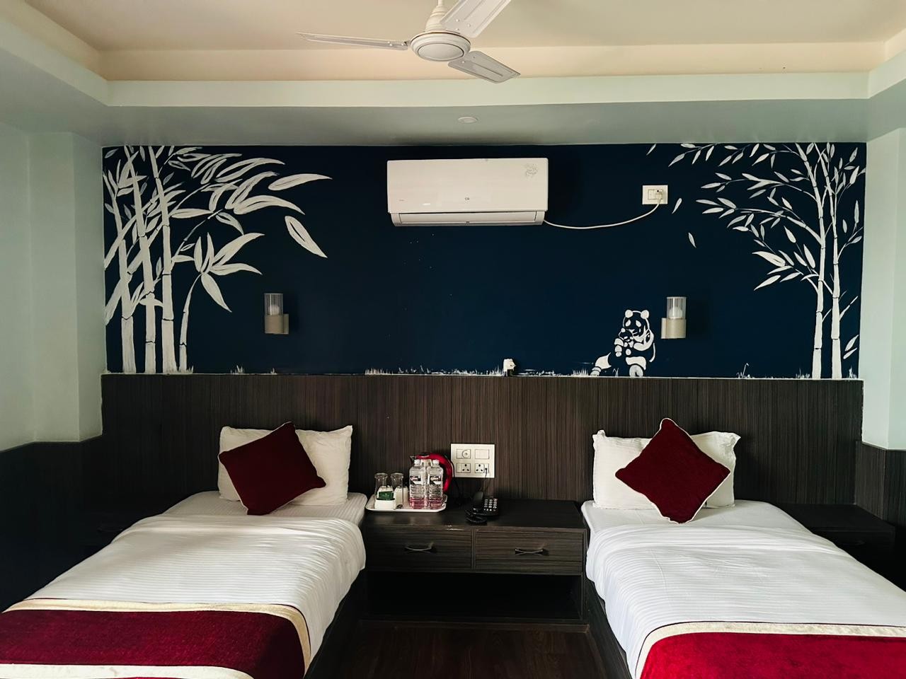 LALBANDI UNITED  HOTEL