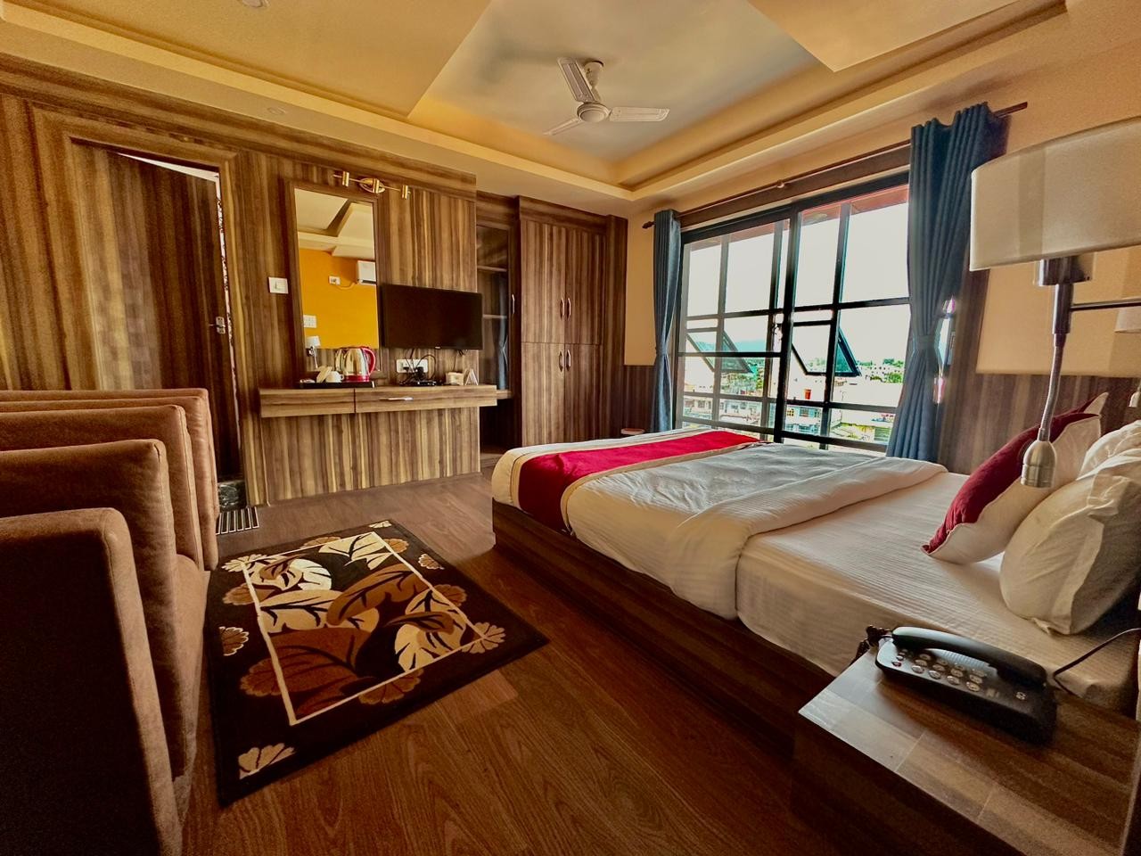 LALBANDI UNITED  HOTEL