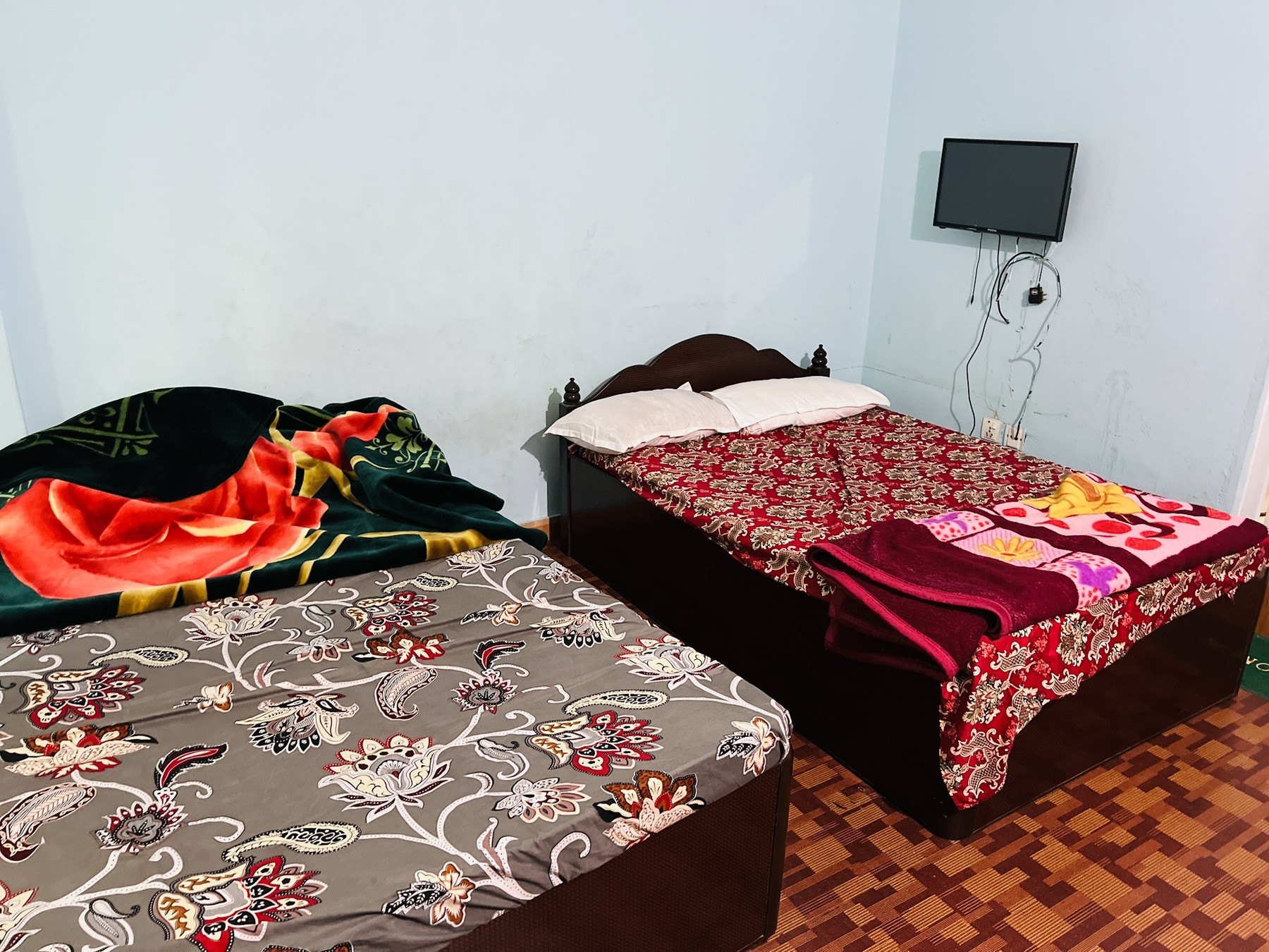 Hotel Ruru Resunga & Lodge|AC Bed Room- 4 Person