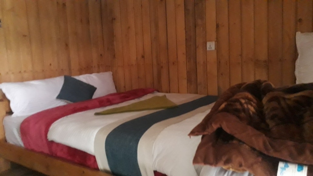 Hotel Sangrila And Guest House