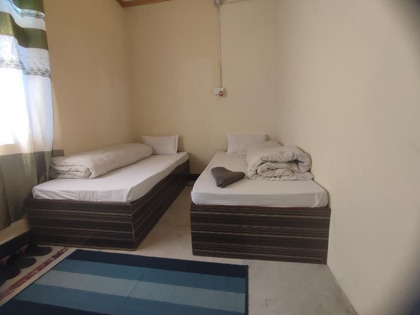 Himali Hotel And Lodge
