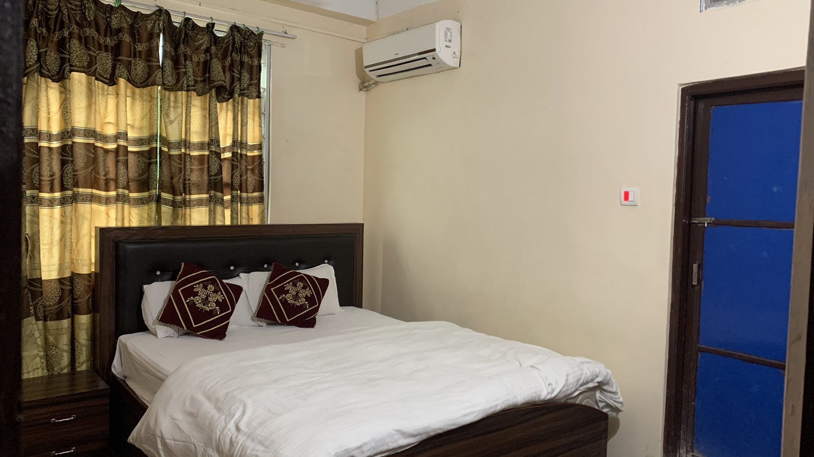 Siddha Baba Guest House