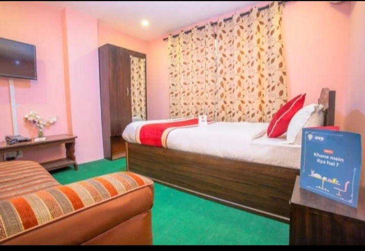 Hotel Pranisha Inn