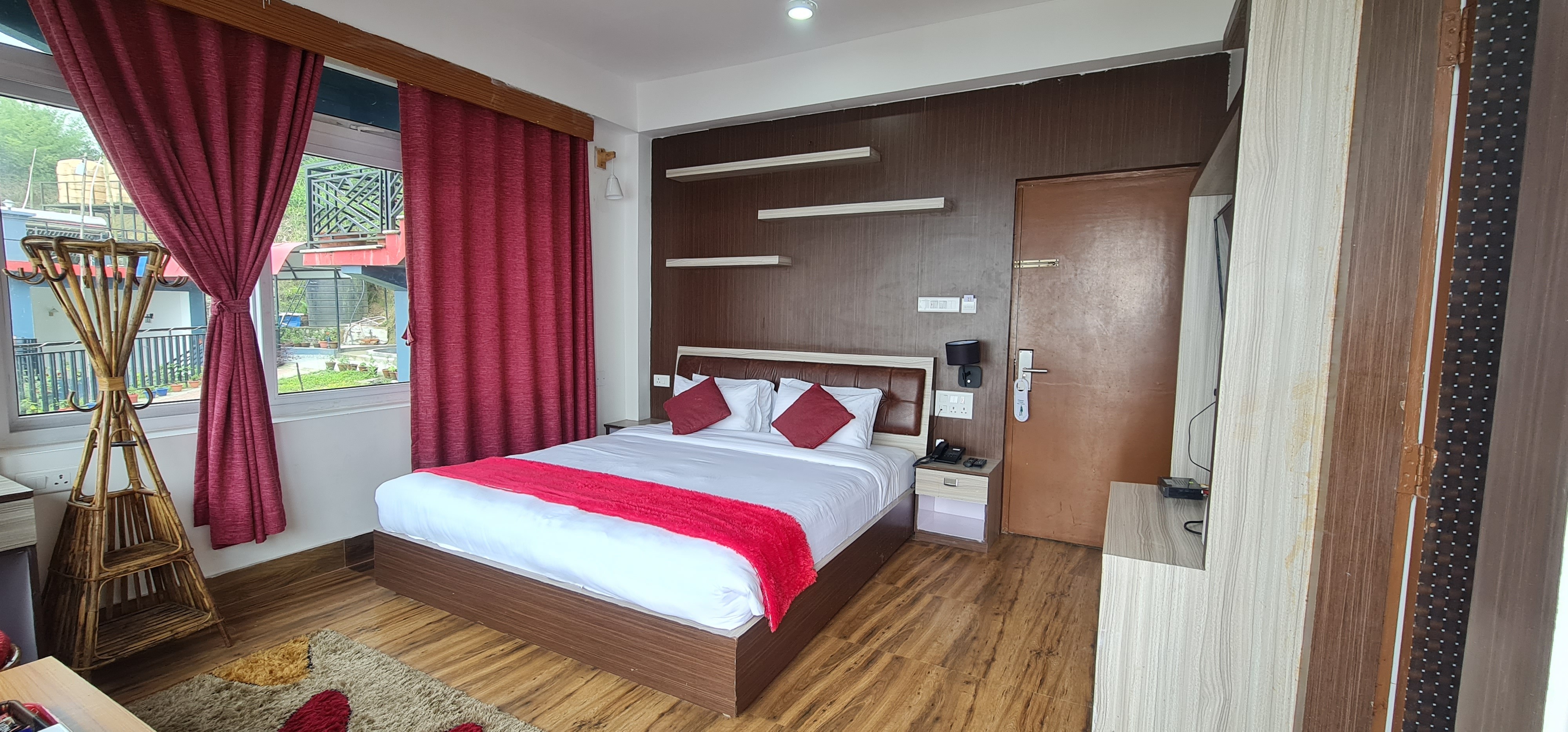 Hotel Easton Blue|Super Deluxe