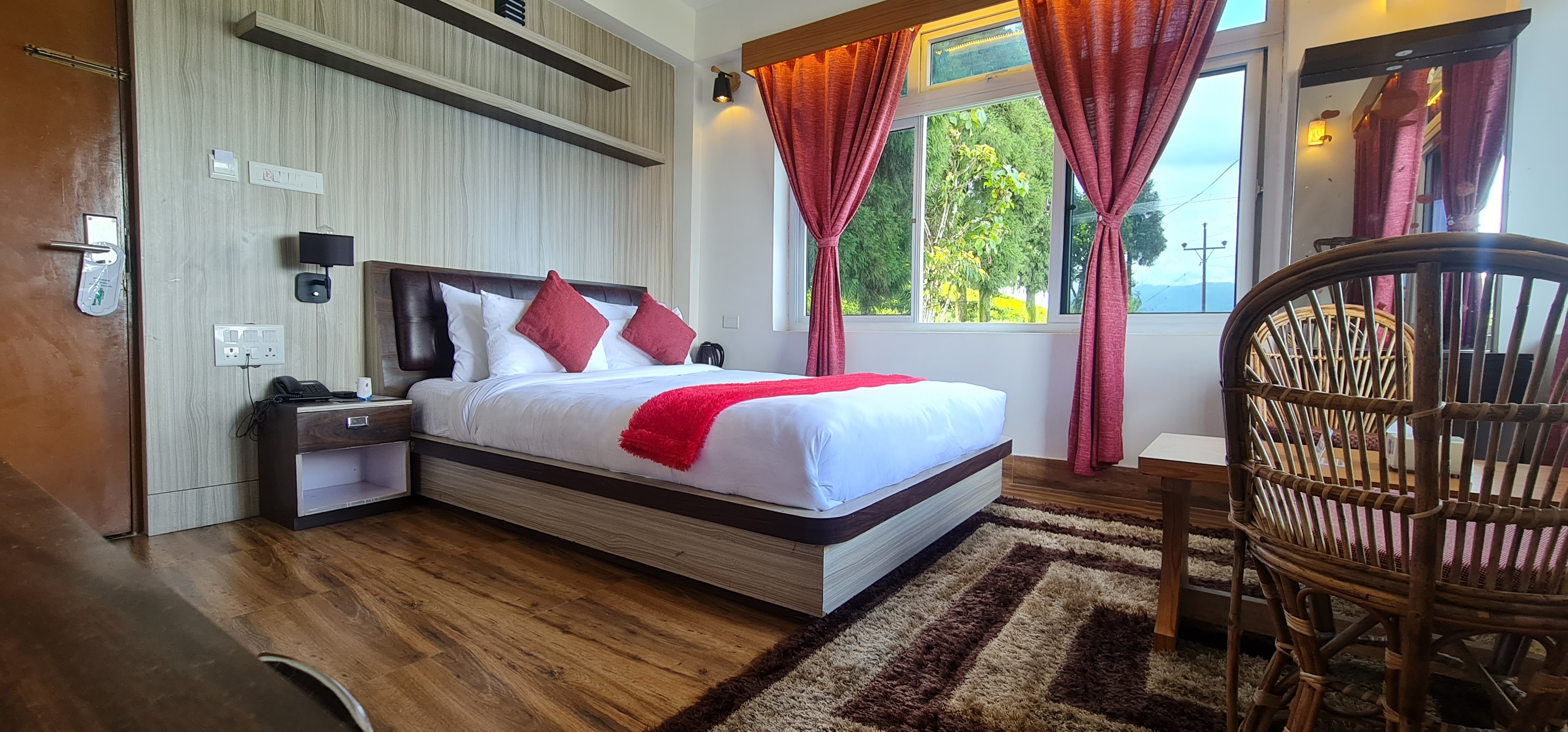 Hotel Easton Blue|Super Deluxe