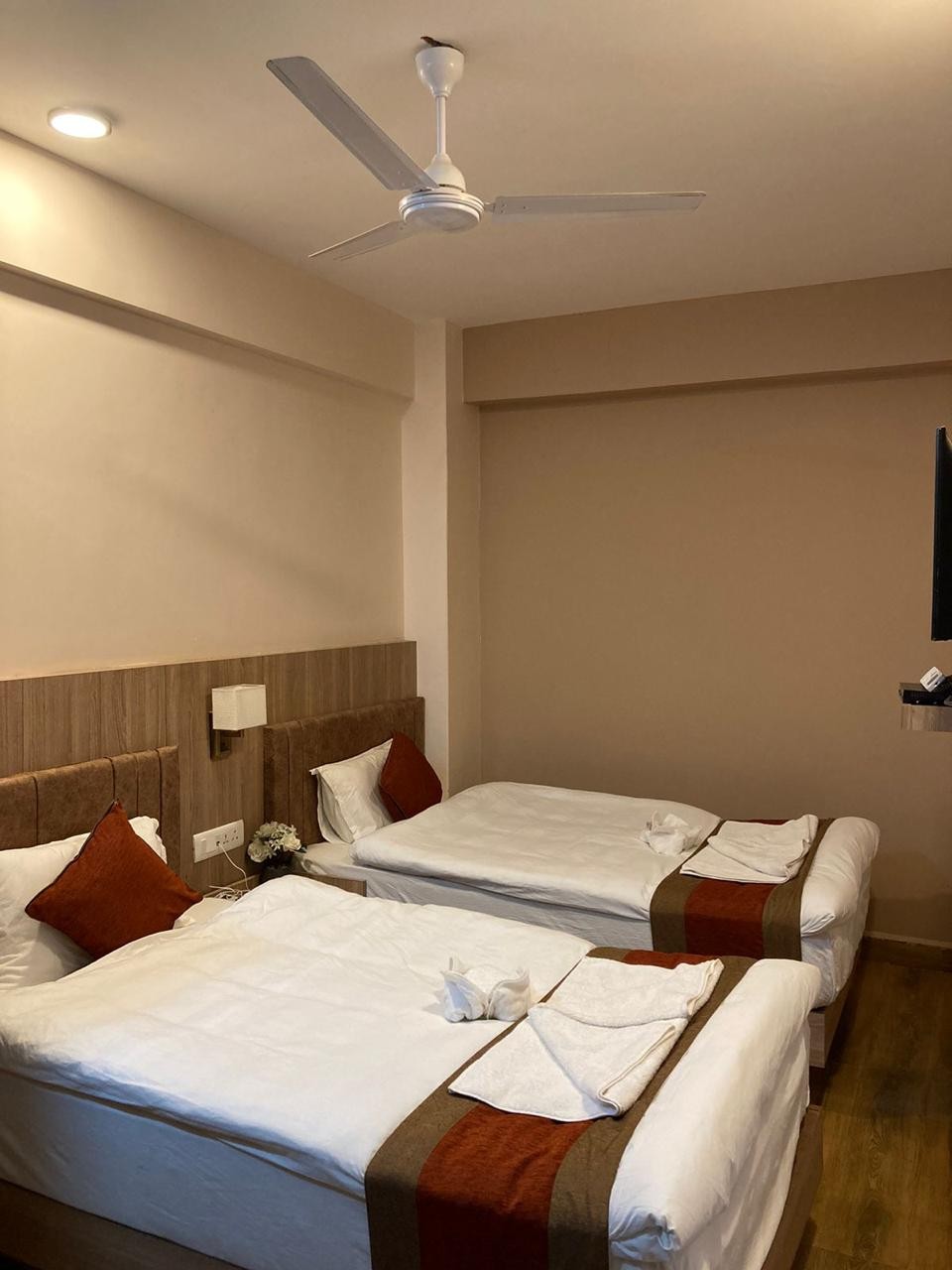 Sasaa Inn Hotel