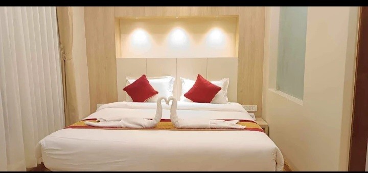 Double Deluxe Room