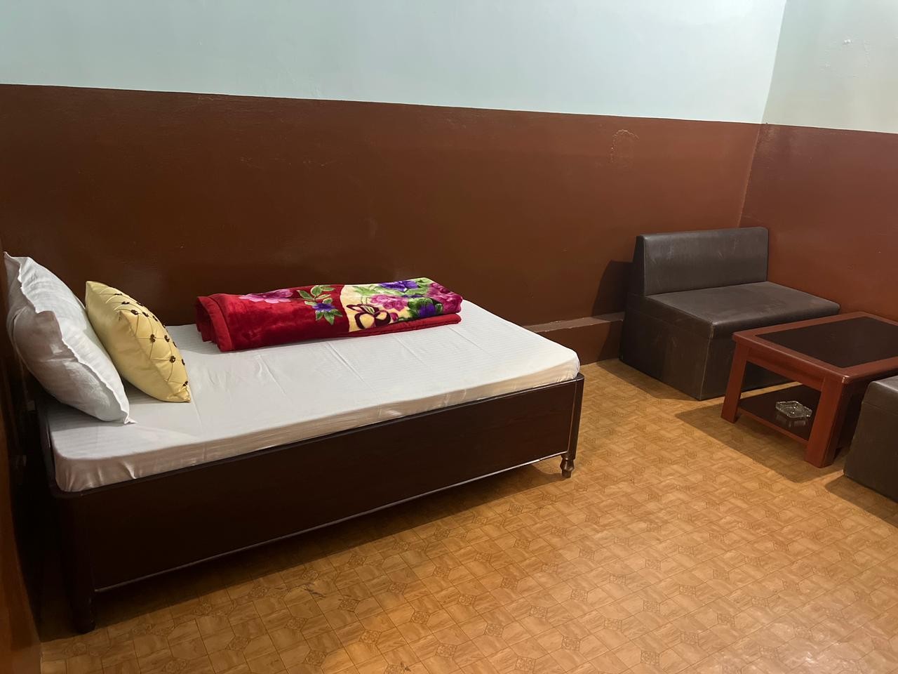 Hotel Sumeru Darsan|Family Deluxe Room