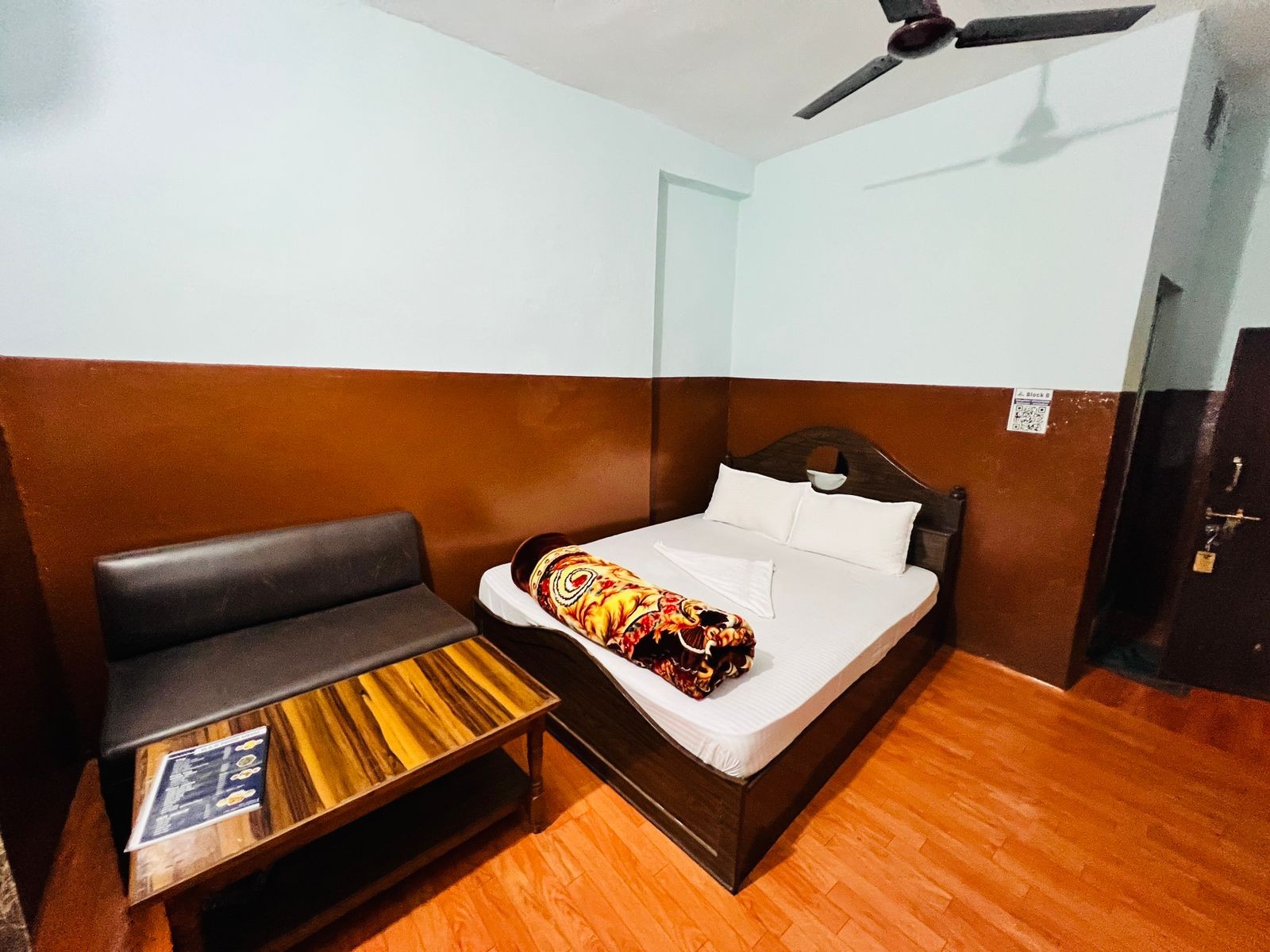 Couple Room (Non AC Room)