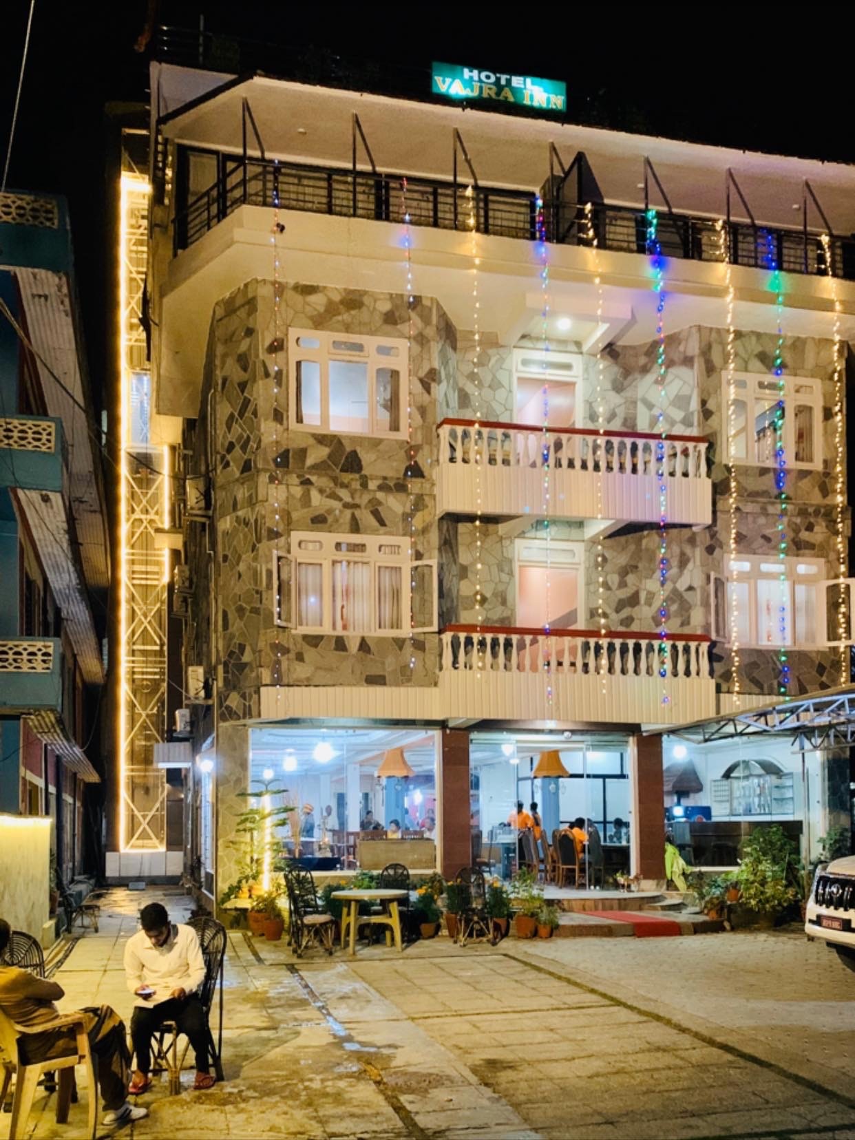 Hotel Vajra Inn