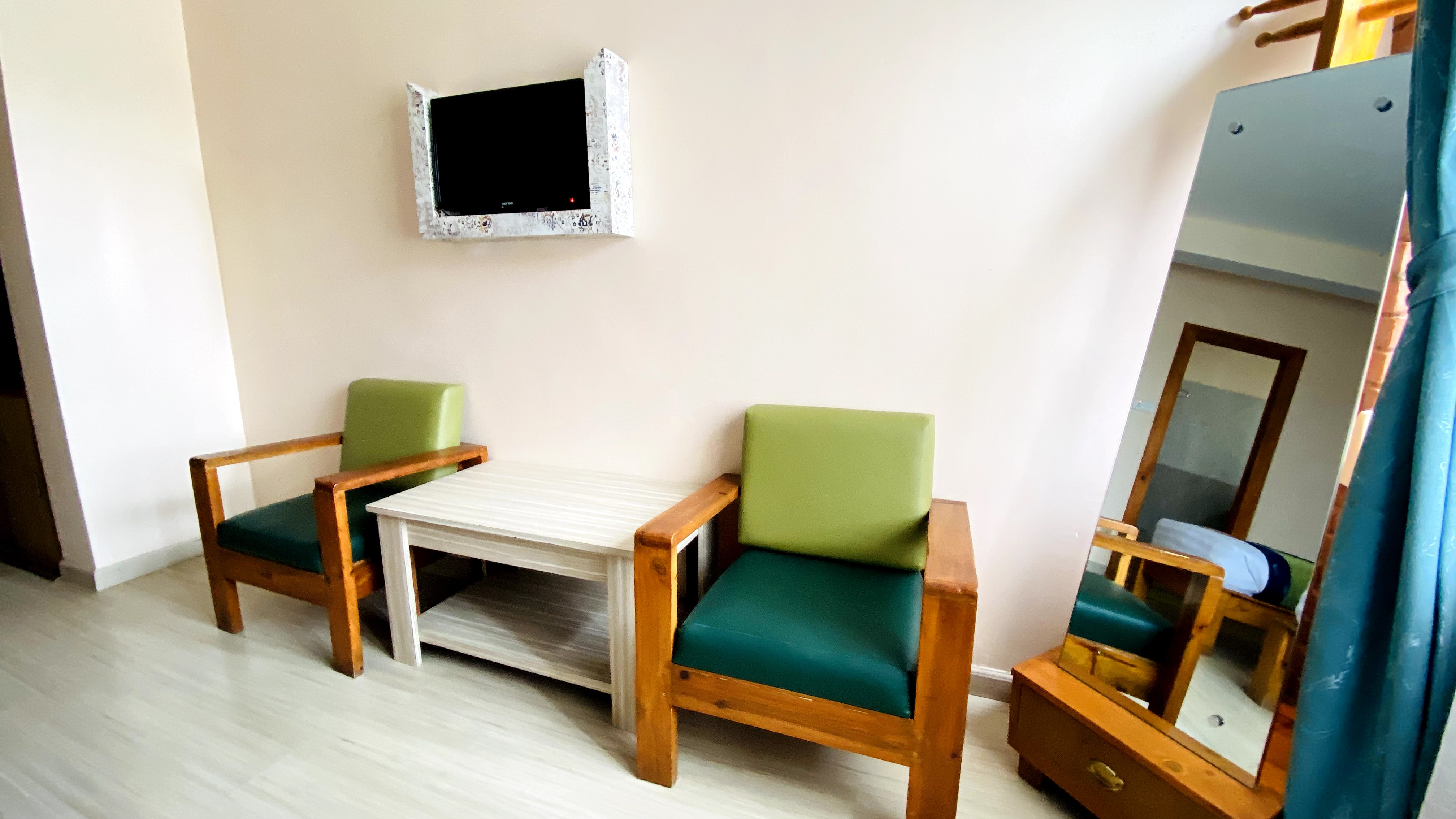 Om Adhyay  Retreat Pvt Ltd|Deluxe Quad Room