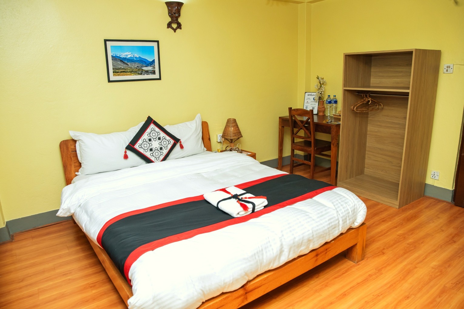 Peace and Joy Guest House|Delxue Couple Room