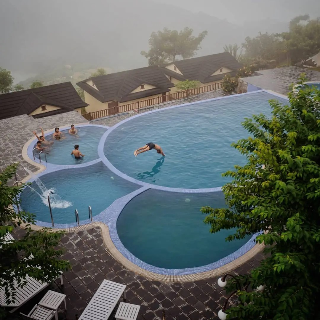 Rupakot Resort