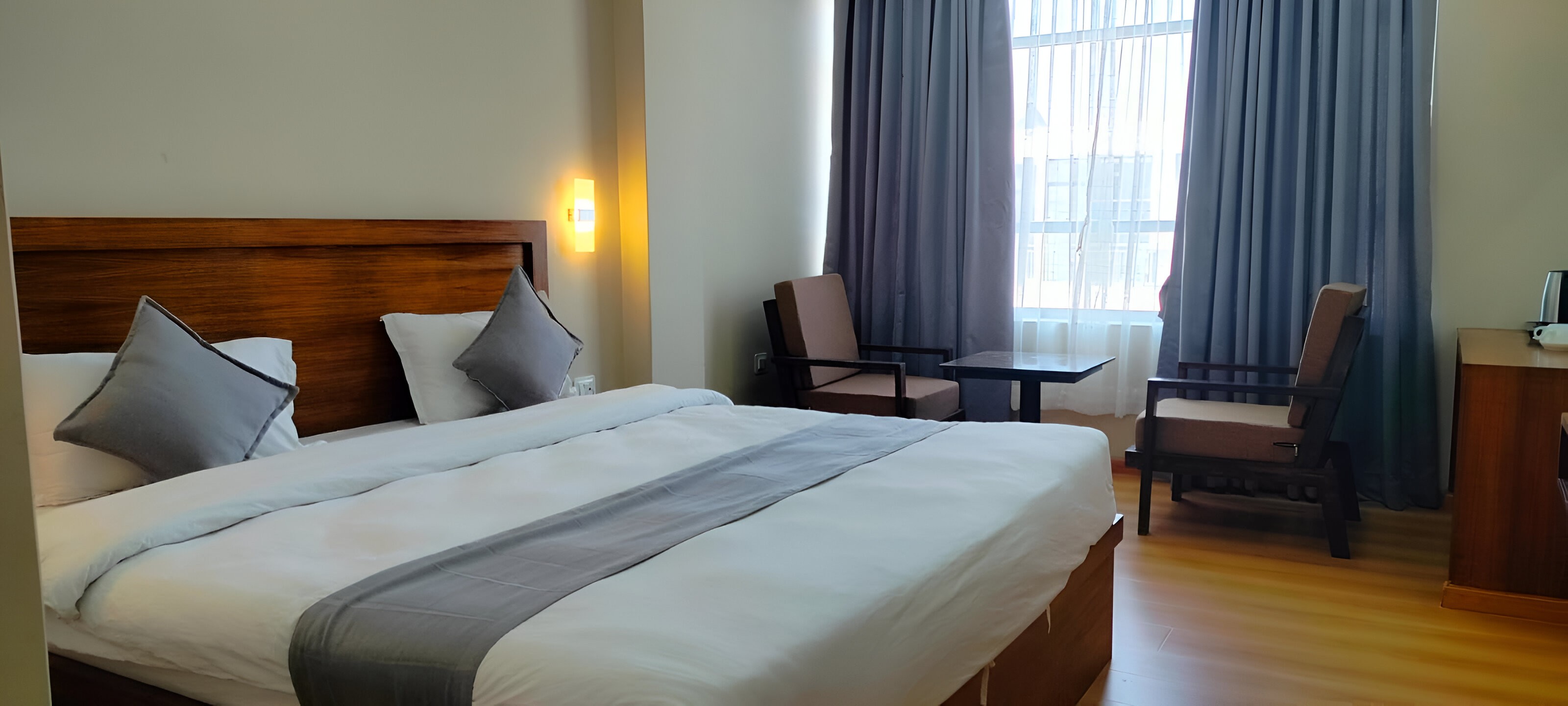 Hotel Gulmohar