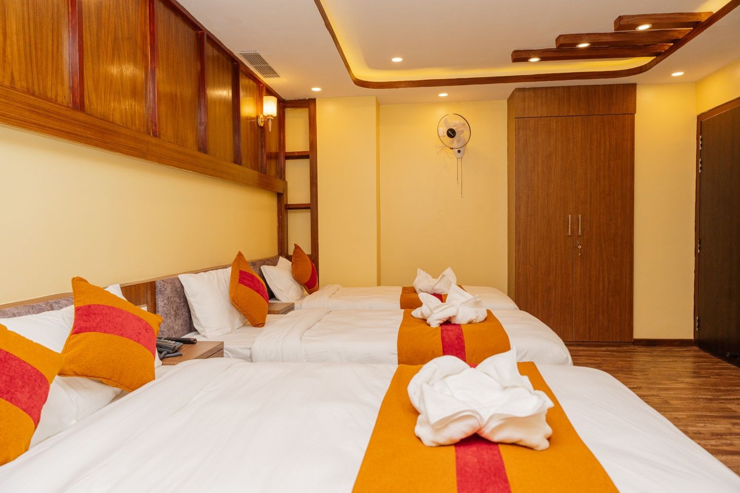 Quadruple Room with Private Bathroom