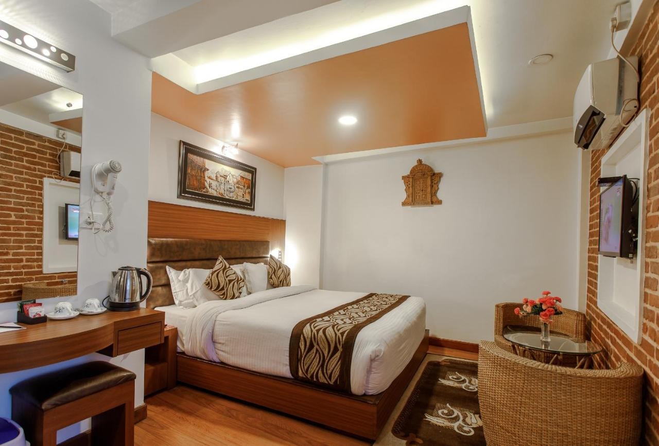 Hotel Shreesu|Luxury Room