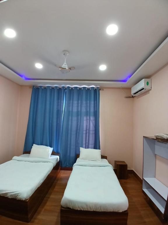 Double Bed