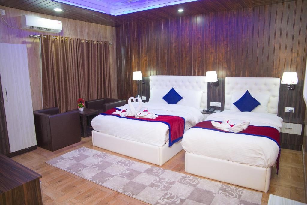 HERITAGE ROOM