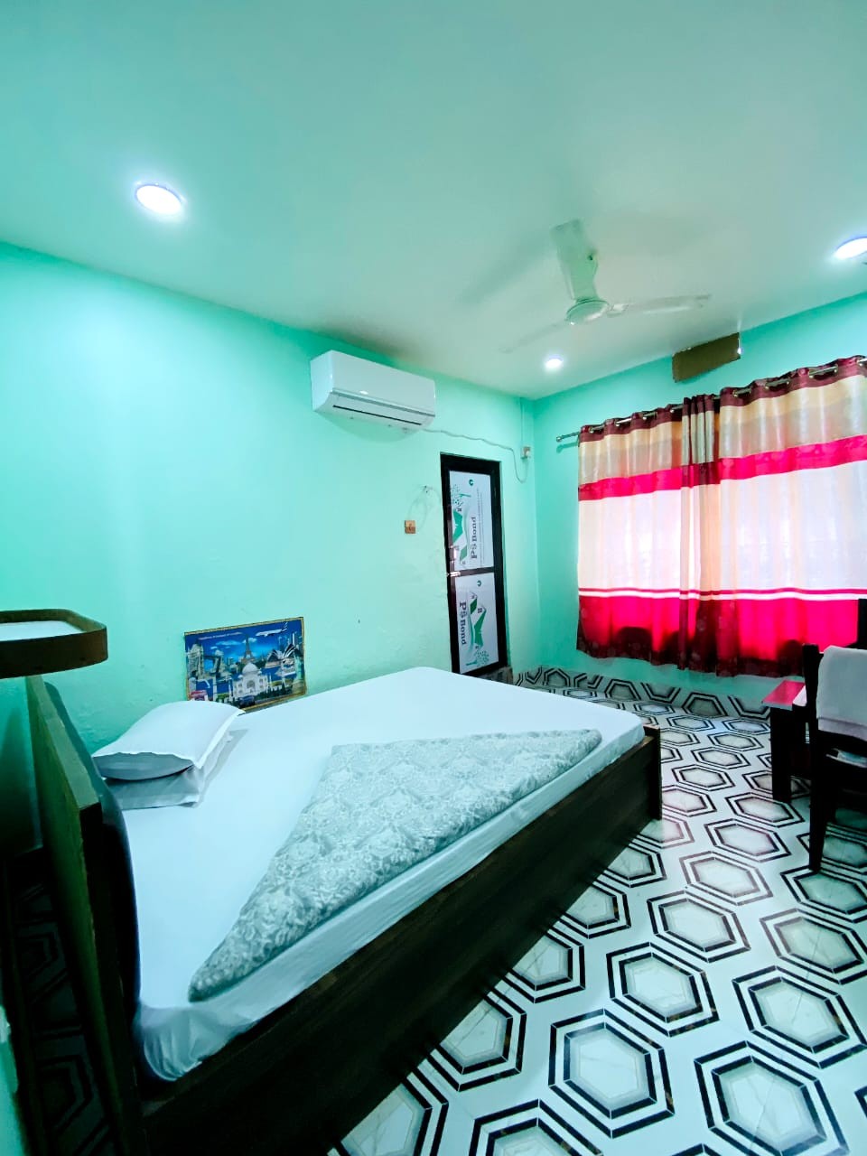 Single Room with AC
