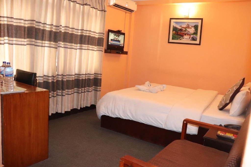 Deluxe Double or Twin Room