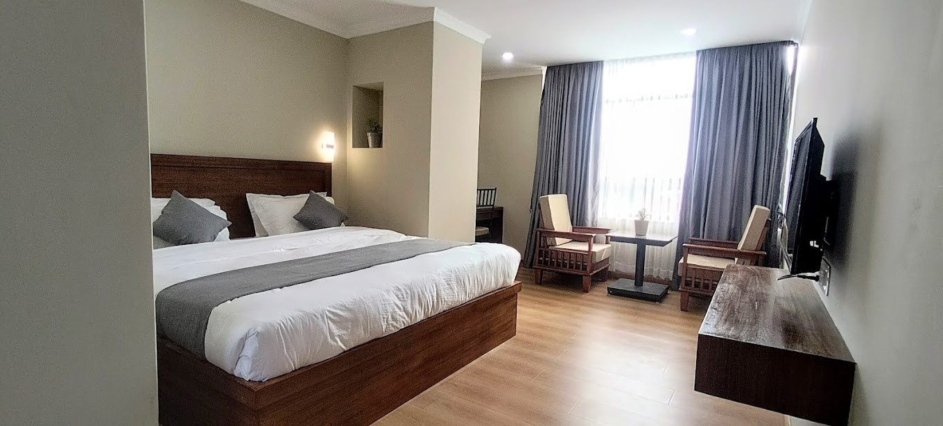 Standard King Room