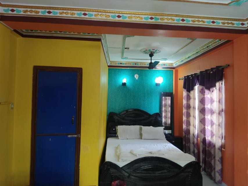 Deluxe AC Room