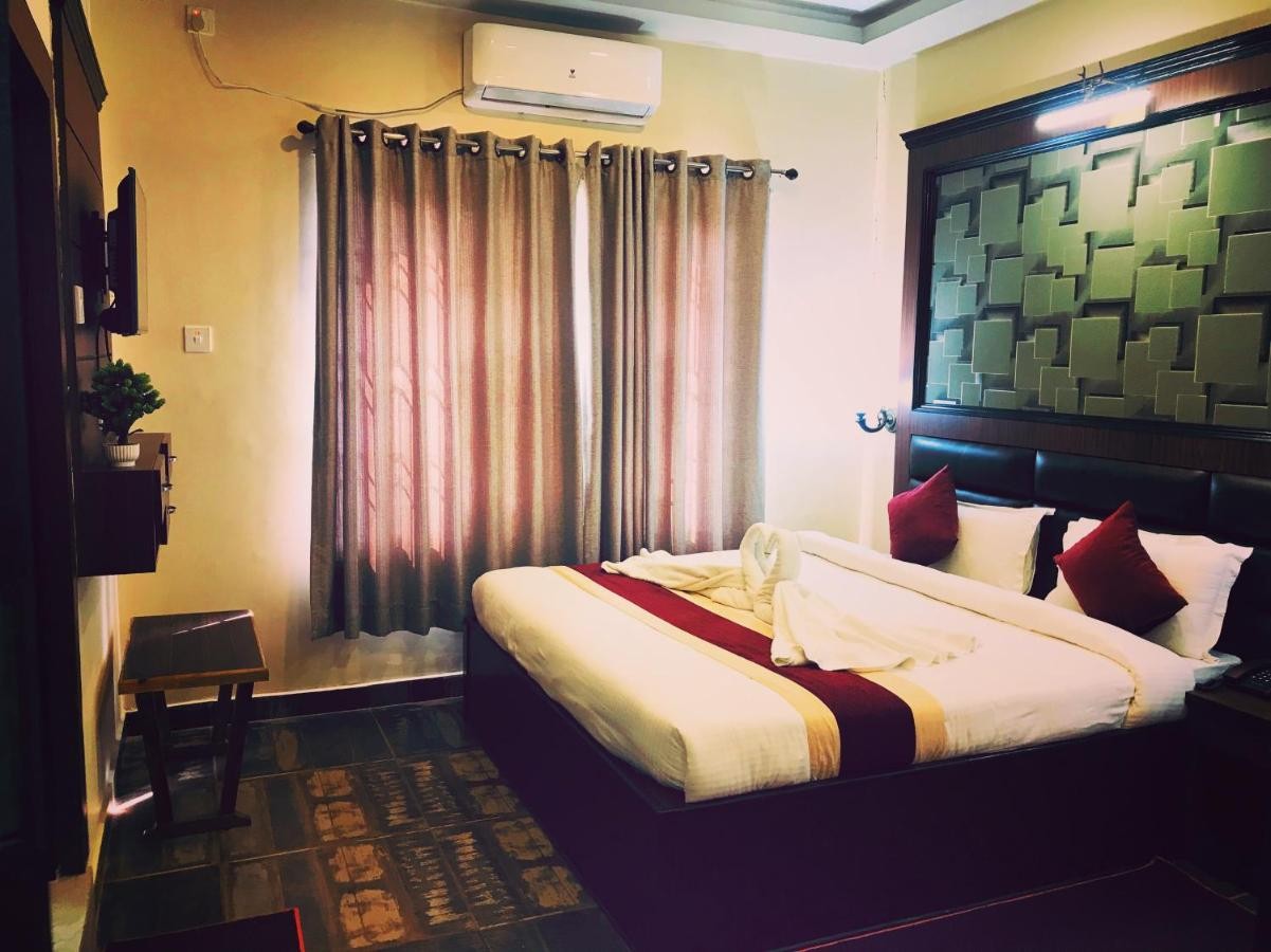 Double Deluxe Standard Room