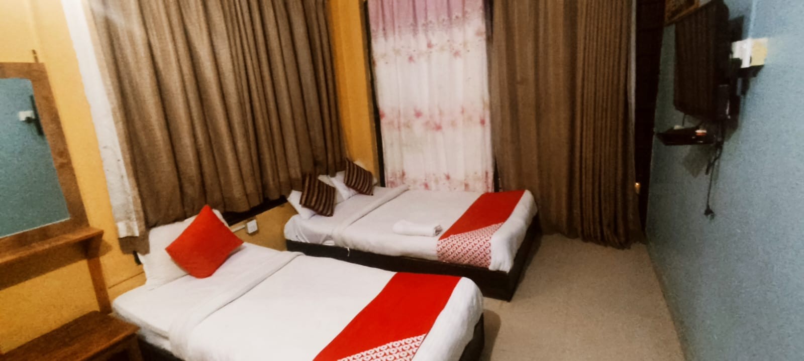 Triple Standard room With A/C no. 2