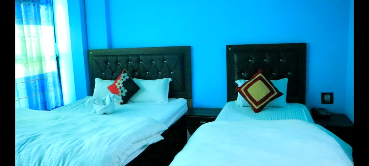 Triple Non Attached Room