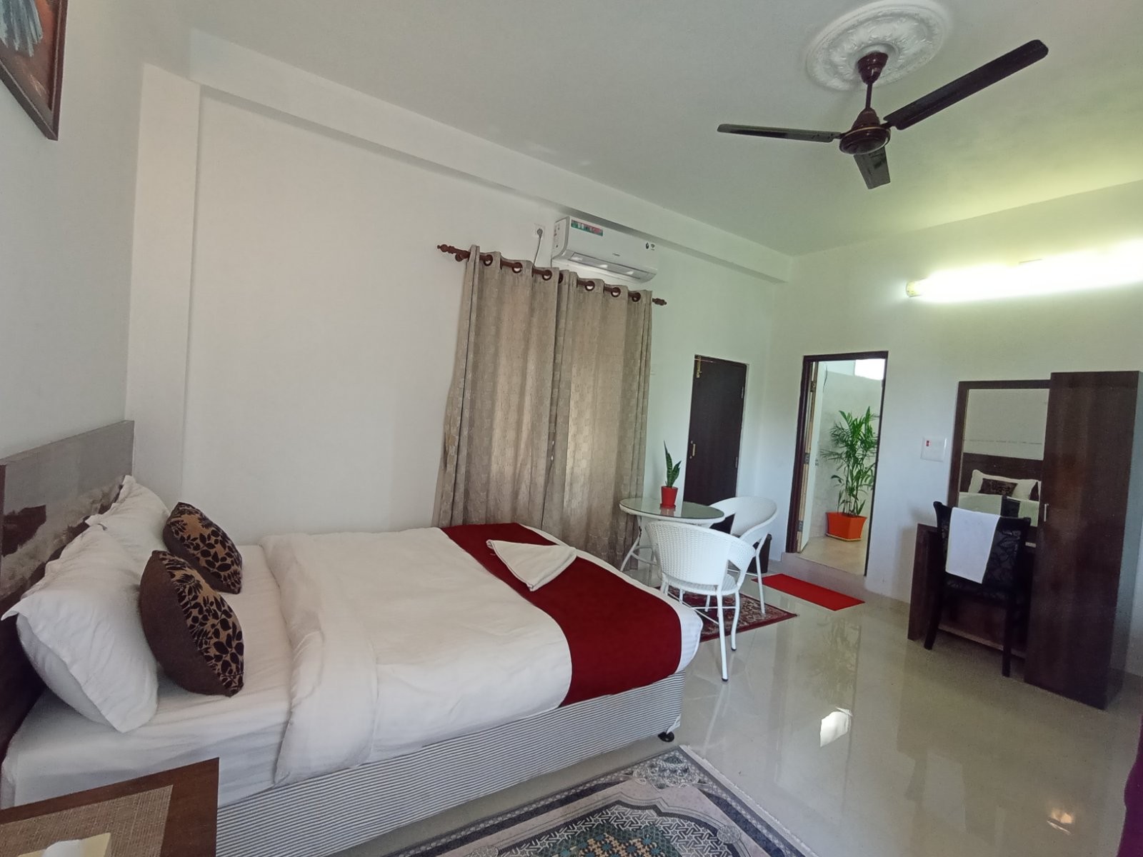 Superior A/C Room no. 1