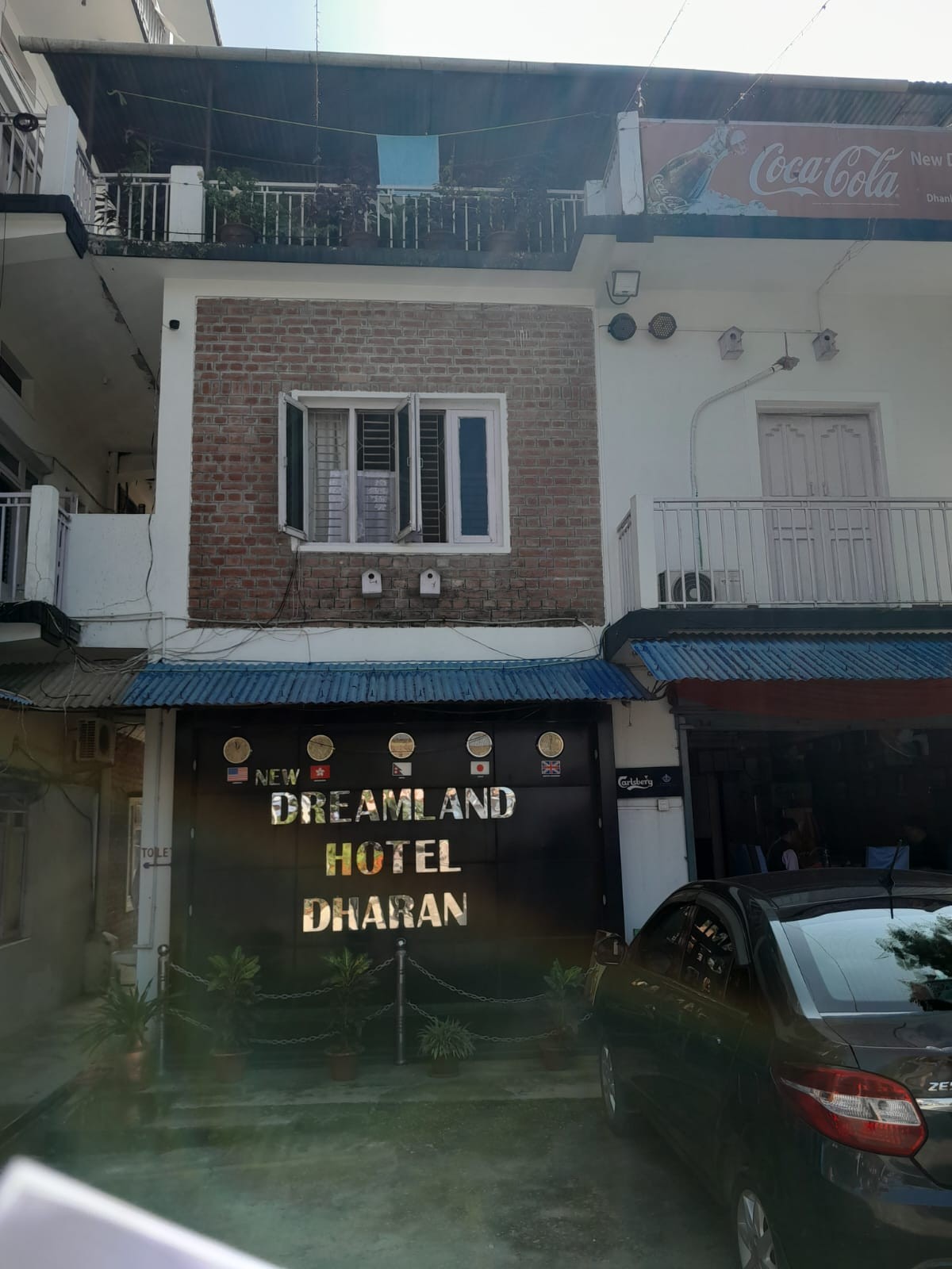 New Dreamland Hotel and Lodge