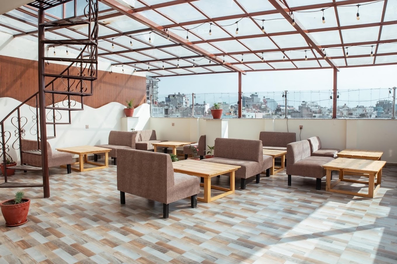 Kusum Airport Hotel