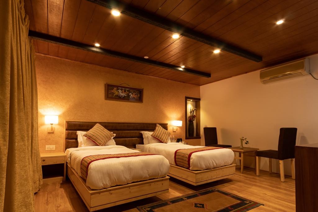Fresco Twin Room no. 2