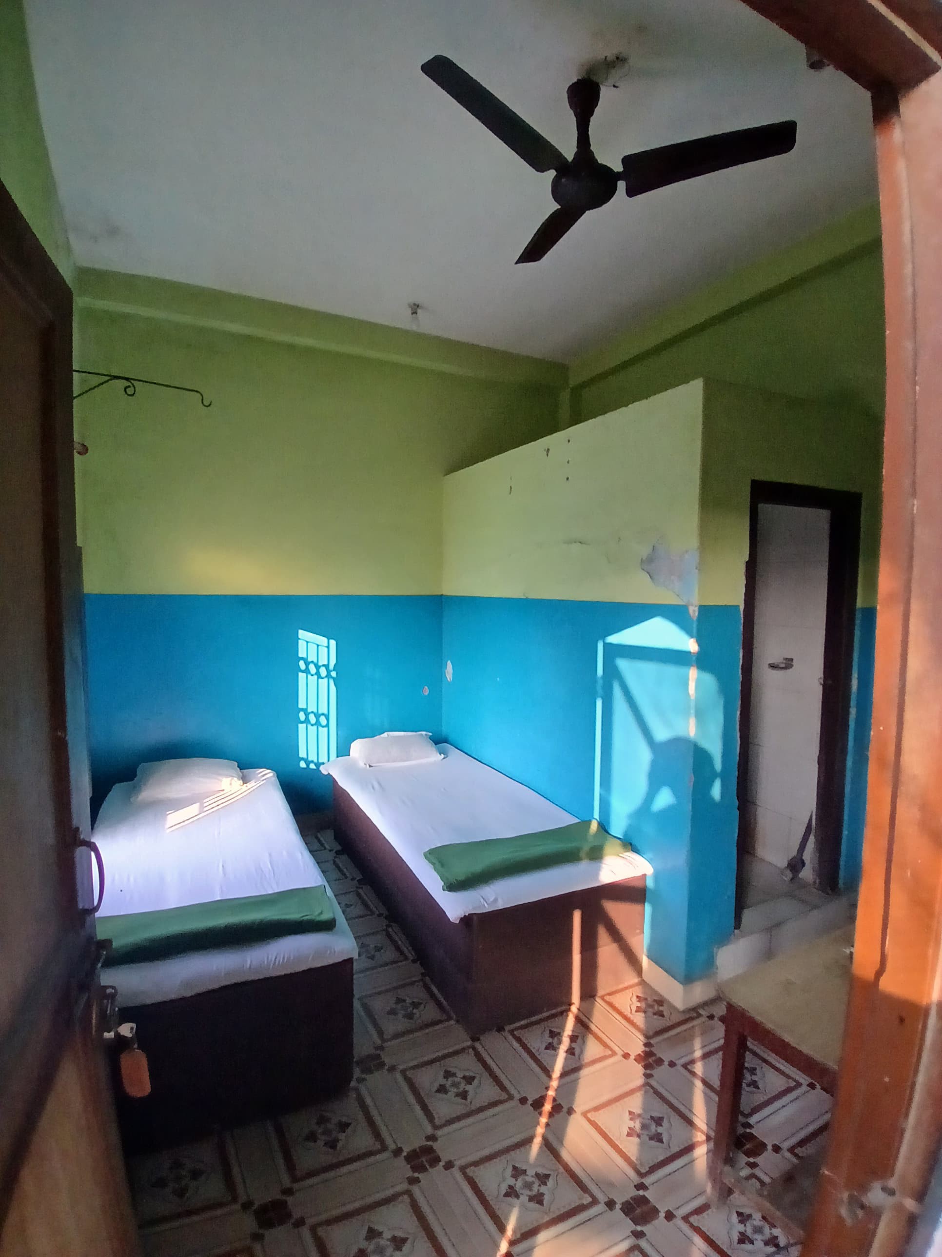 Normal Room