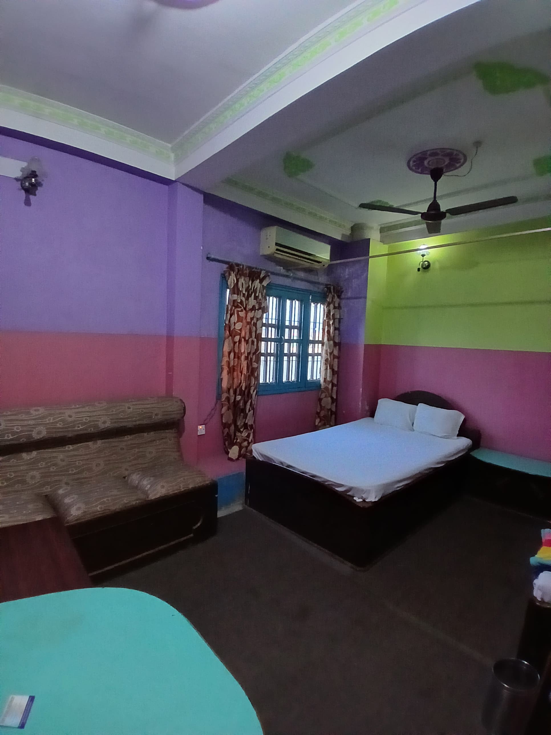 Deluxe Room AC