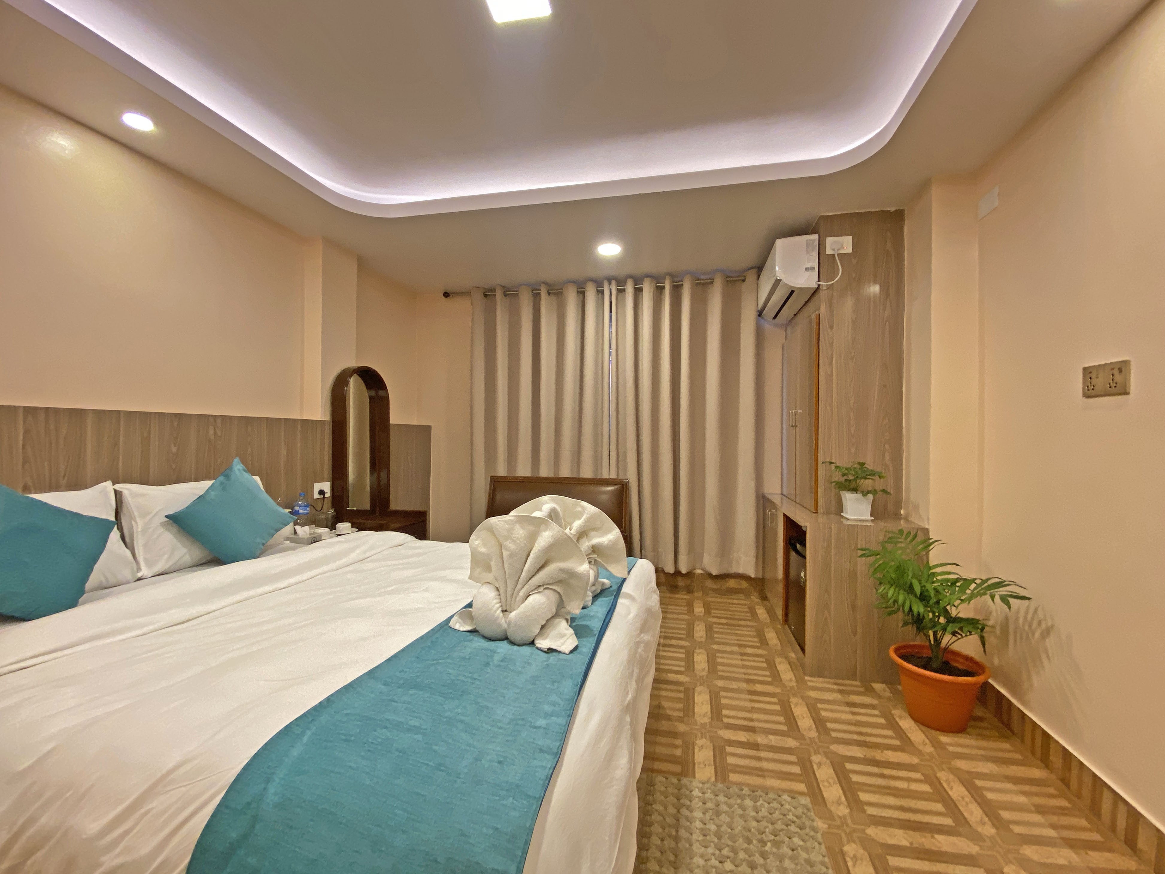 Single Deluxe Room