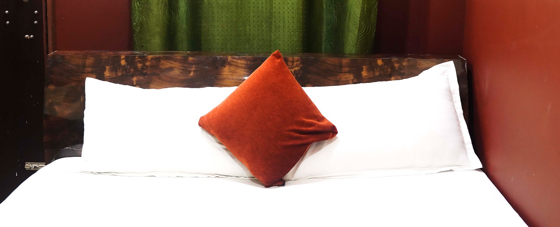 Double Bed