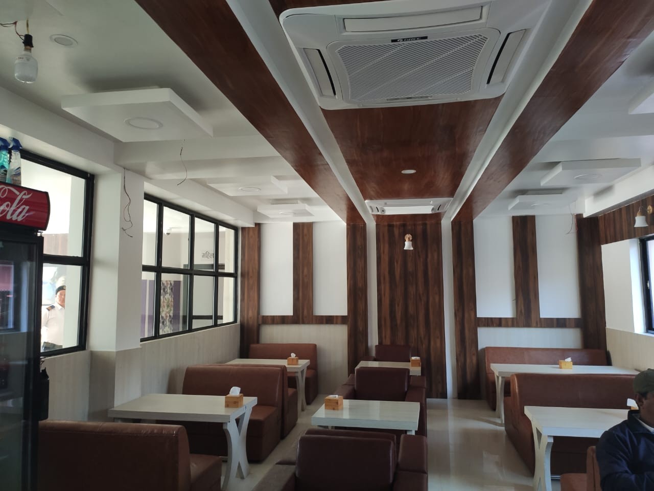 Machhapuchhre Holiday Inn